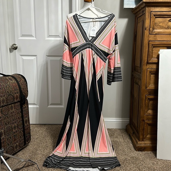 NWT Pink and Black Maxi Dress - Picture 1 of 3